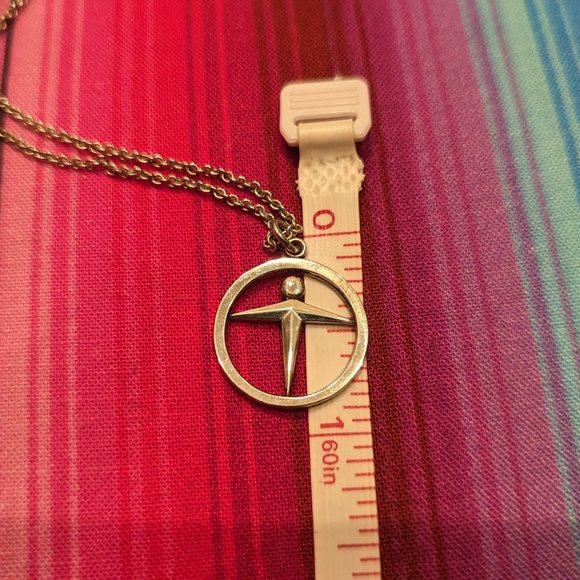 Tiffany & Co. Unity pendant and necklace - Picture 1 of 4